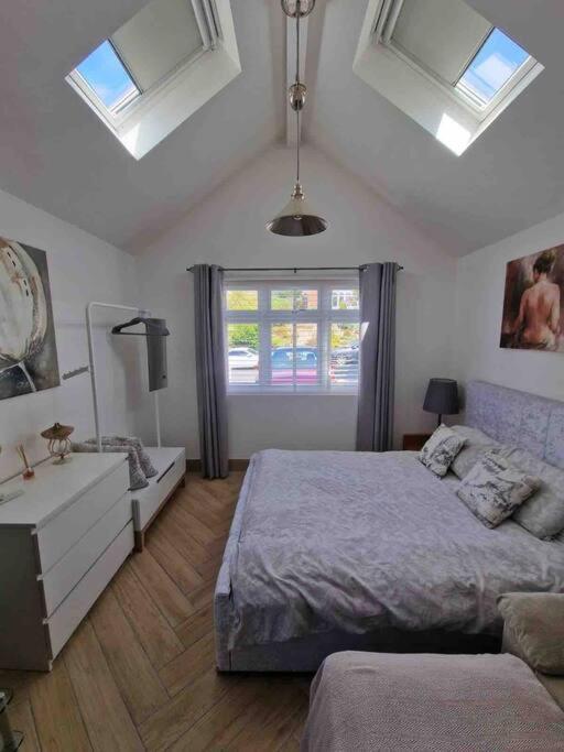 Lovely Studio Annex In Lilliput بول المظهر الخارجي الصورة